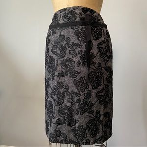 Ann Taylor Tweed Floral Skirt. Size 6.